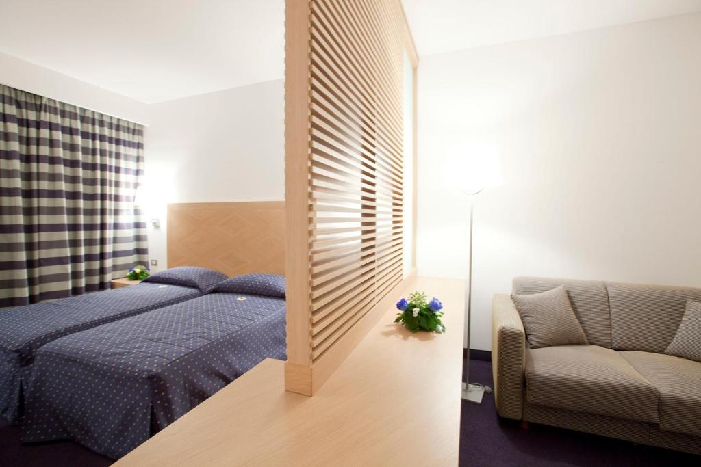 Centrum Palace Hotel & Resorts Καμπομπάσο Δωμάτιο φωτογραφία