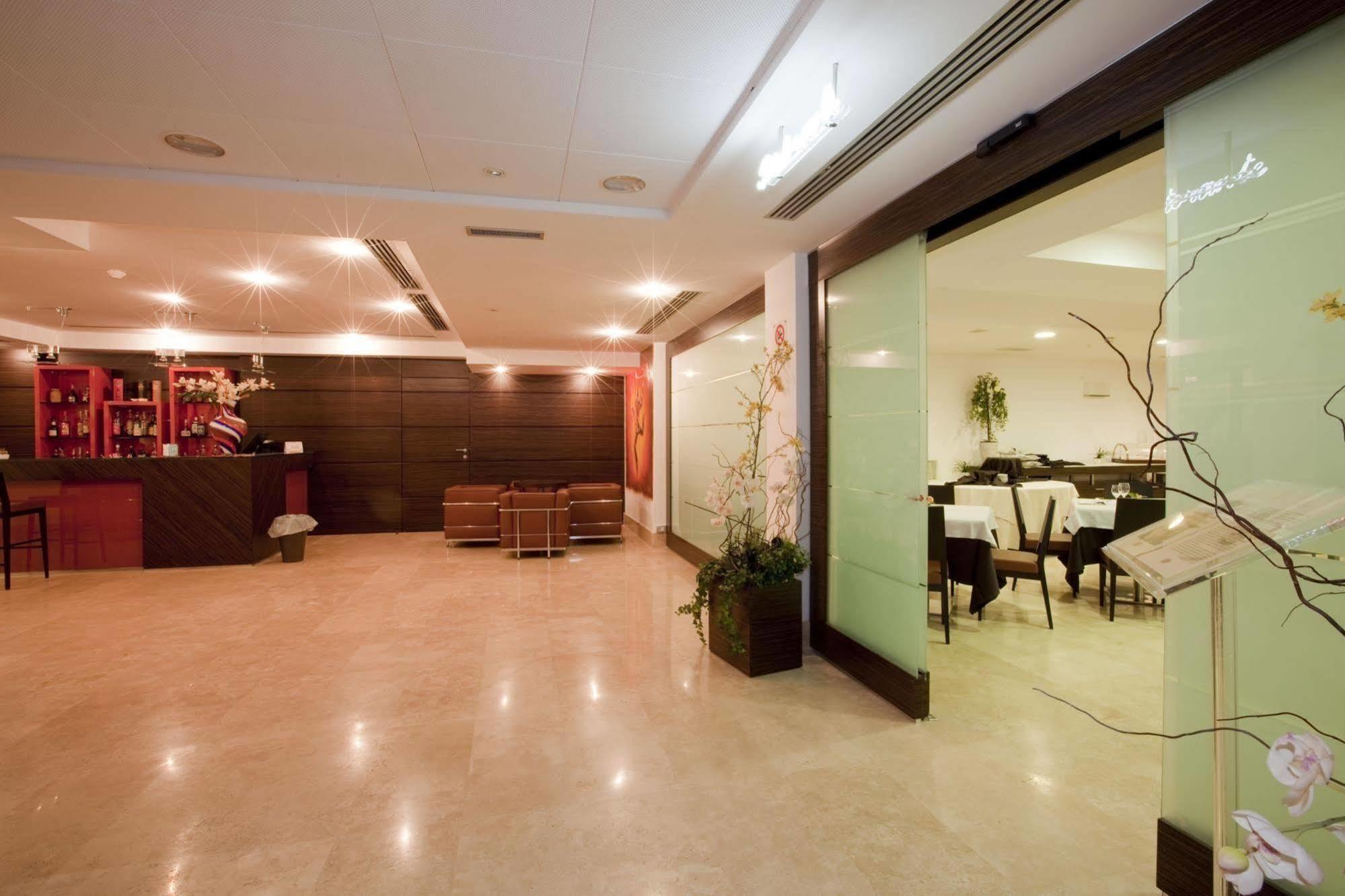 Centrum Palace Hotel & Resorts Καμπομπάσο Εξωτερικό φωτογραφία