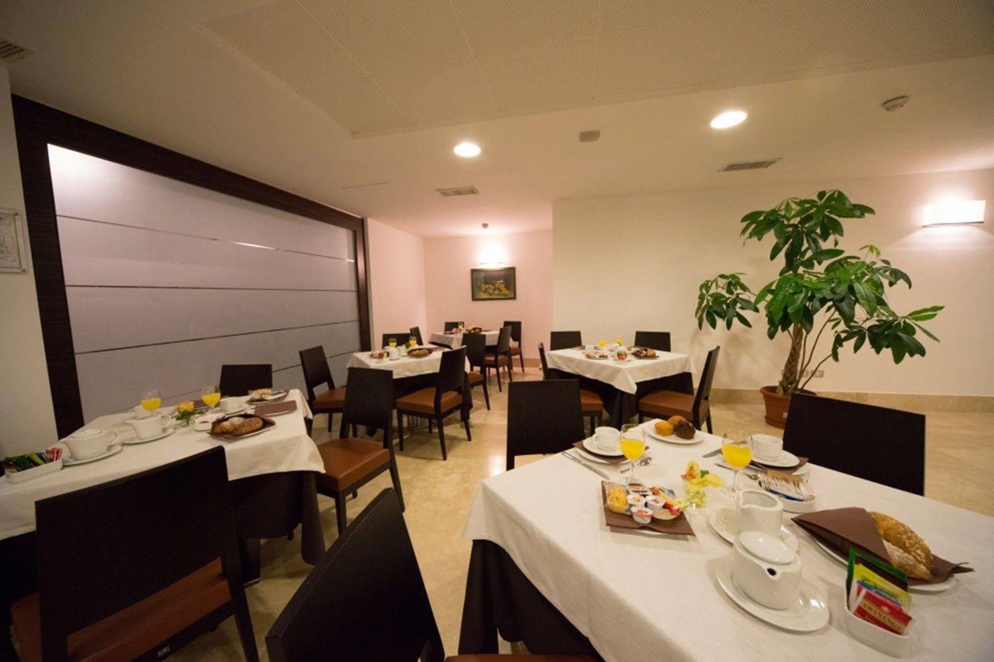 Centrum Palace Hotel & Resorts Καμπομπάσο Εξωτερικό φωτογραφία