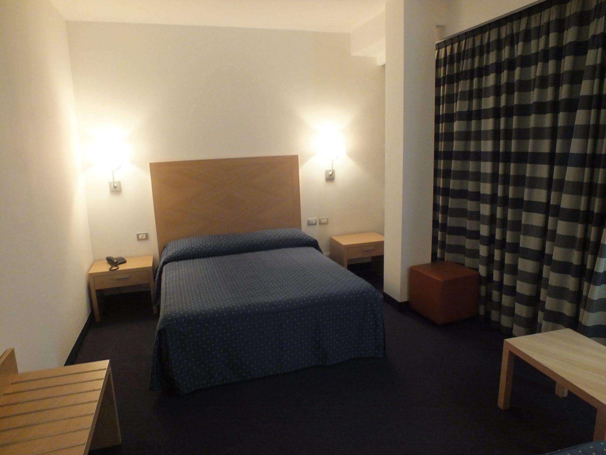 Centrum Palace Hotel & Resorts Καμπομπάσο Εξωτερικό φωτογραφία