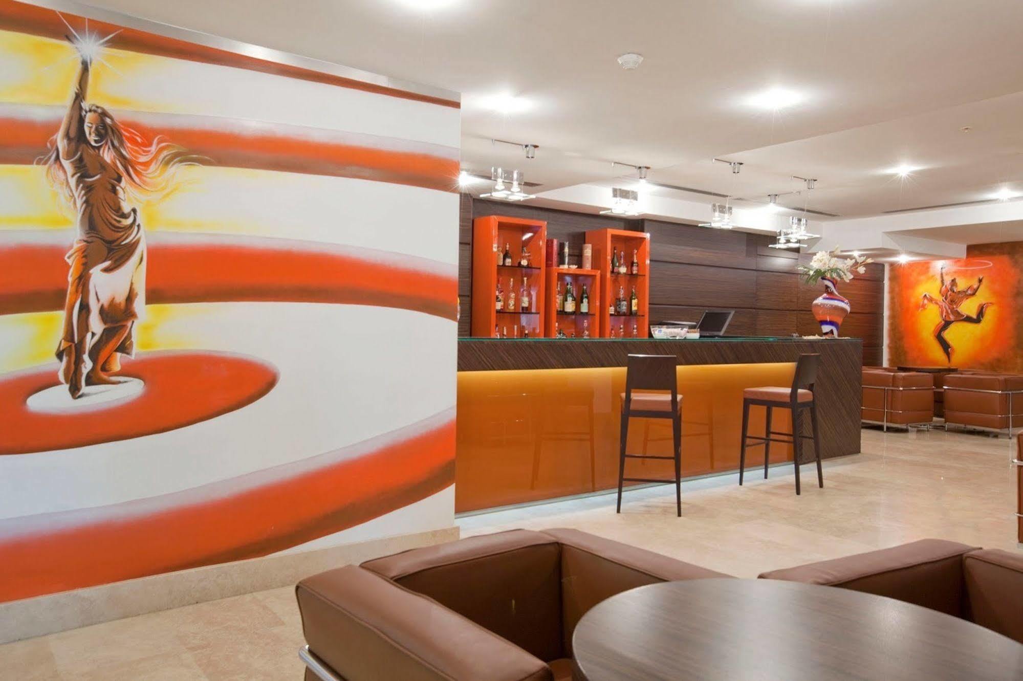 Centrum Palace Hotel & Resorts Καμπομπάσο Εξωτερικό φωτογραφία