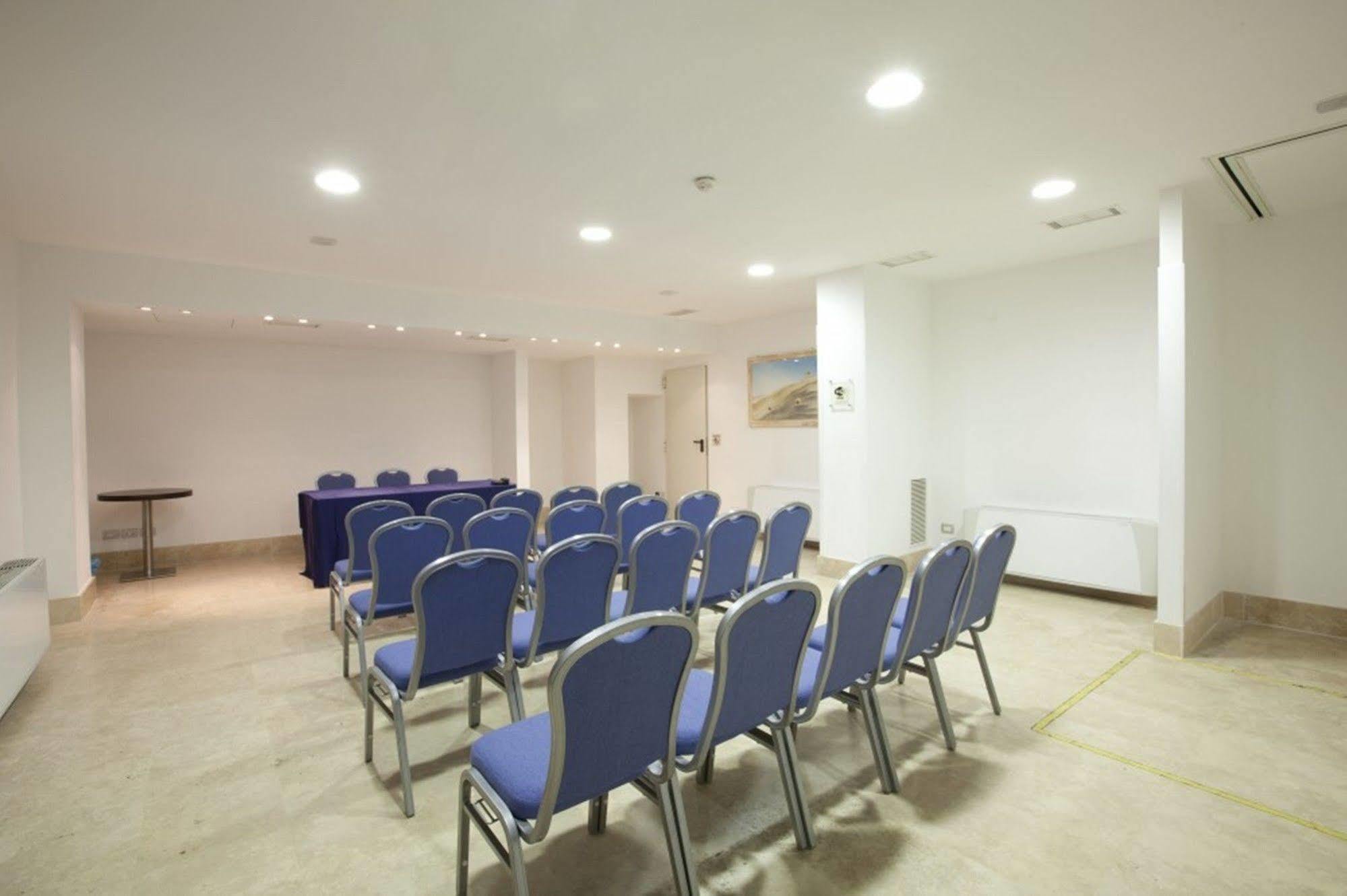 Centrum Palace Hotel & Resorts Καμπομπάσο Εξωτερικό φωτογραφία